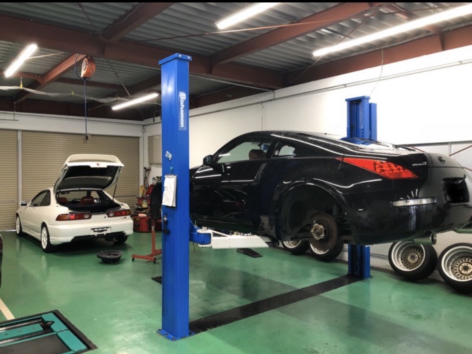 整備リフト 2柱式 スポーツカー対応 あきる野車検センター